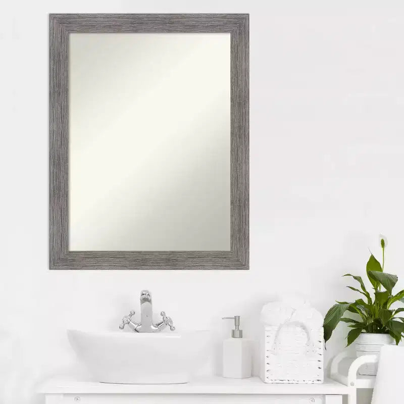 Specchio da parete rettangolare moderno senza cornice bisellata a righe sottili, 56 x 71 cm