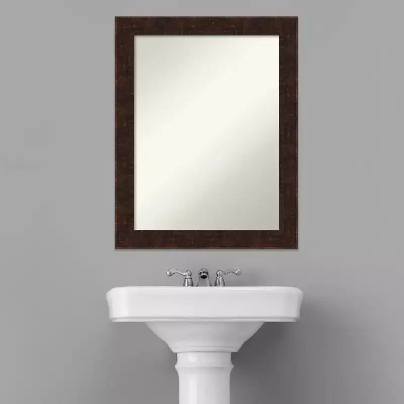 Specchio da Parete Stretto per Bagno 22" x 28" William Mottled Bronze Non Smussato