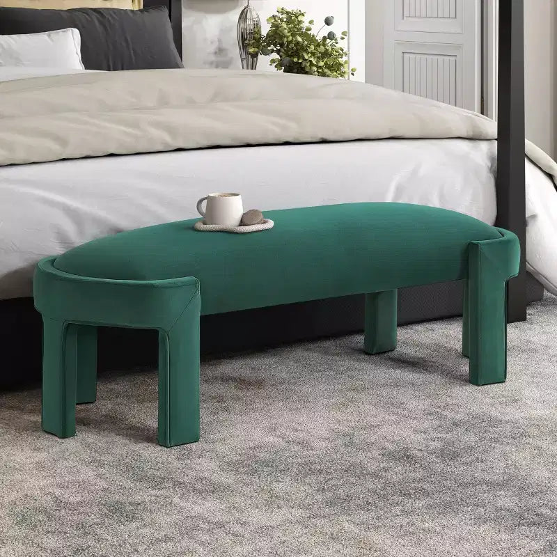 Panca moderna ed elegante imbottita in velluto con struttura in compensato, lussuoso pouf ovale confortevole per camera da letto, ingresso