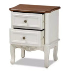 Comodino Darlene in legno a 2 cassetti Bianco/Marrone ciliegio - Baxton Studio: Stile tradizionale, Maniglie intagliate, Contenitore