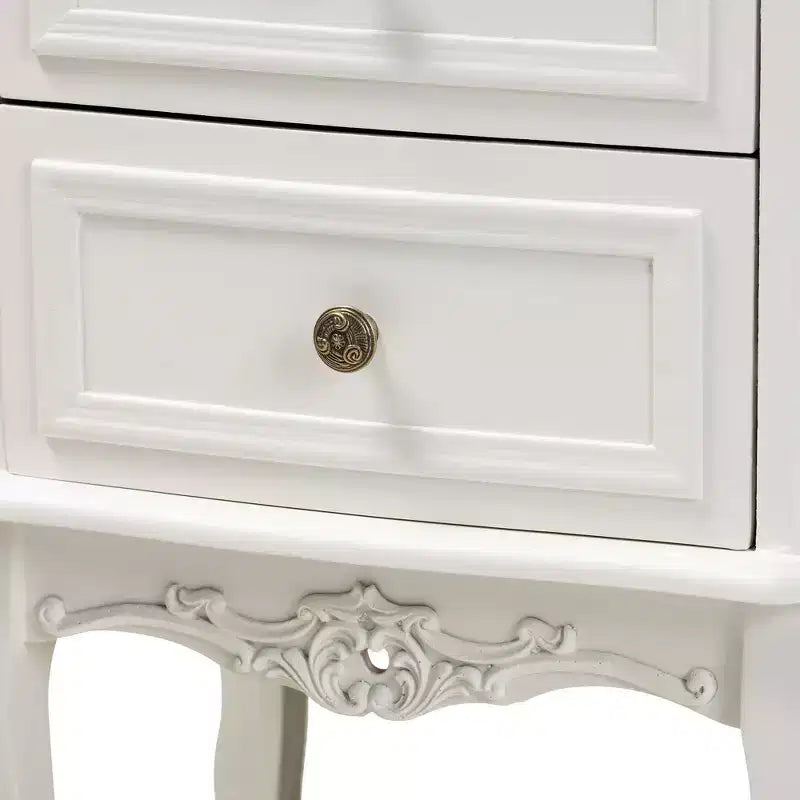 Comodino Darlene in legno a 2 cassetti Bianco/Marrone ciliegio - Baxton Studio: Stile tradizionale, Maniglie intagliate, Contenitore