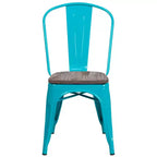 Sedia impilabile in metallo con sedile in legno