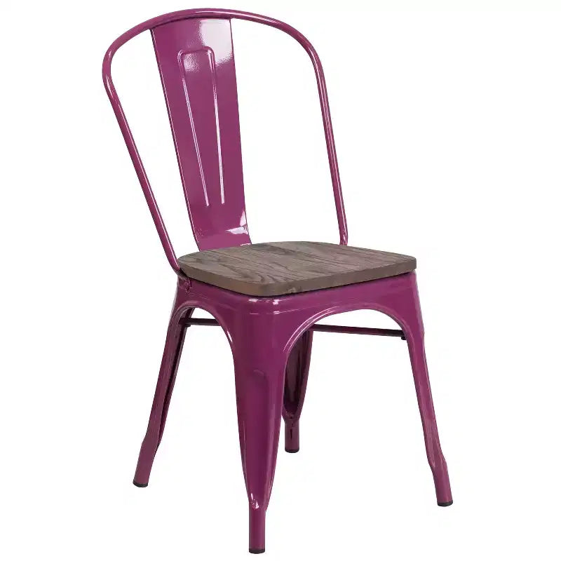 Sedia impilabile in metallo con sedile in legno